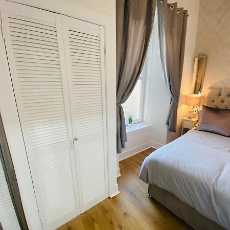 The Sleeping Lion - Dunoon Holiday Home Exteriér fotografie