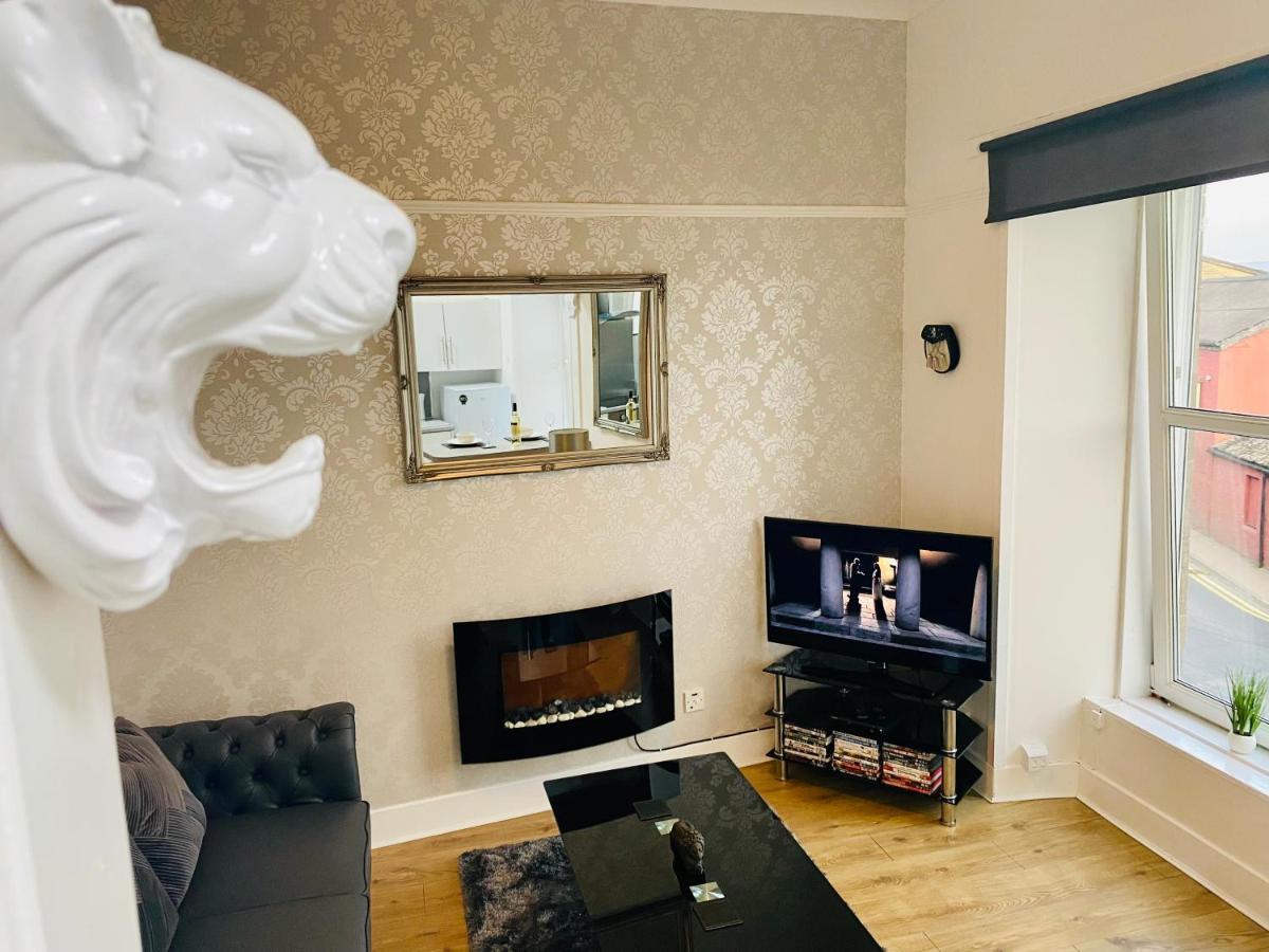 The Sleeping Lion - Dunoon Holiday Home Exteriér fotografie